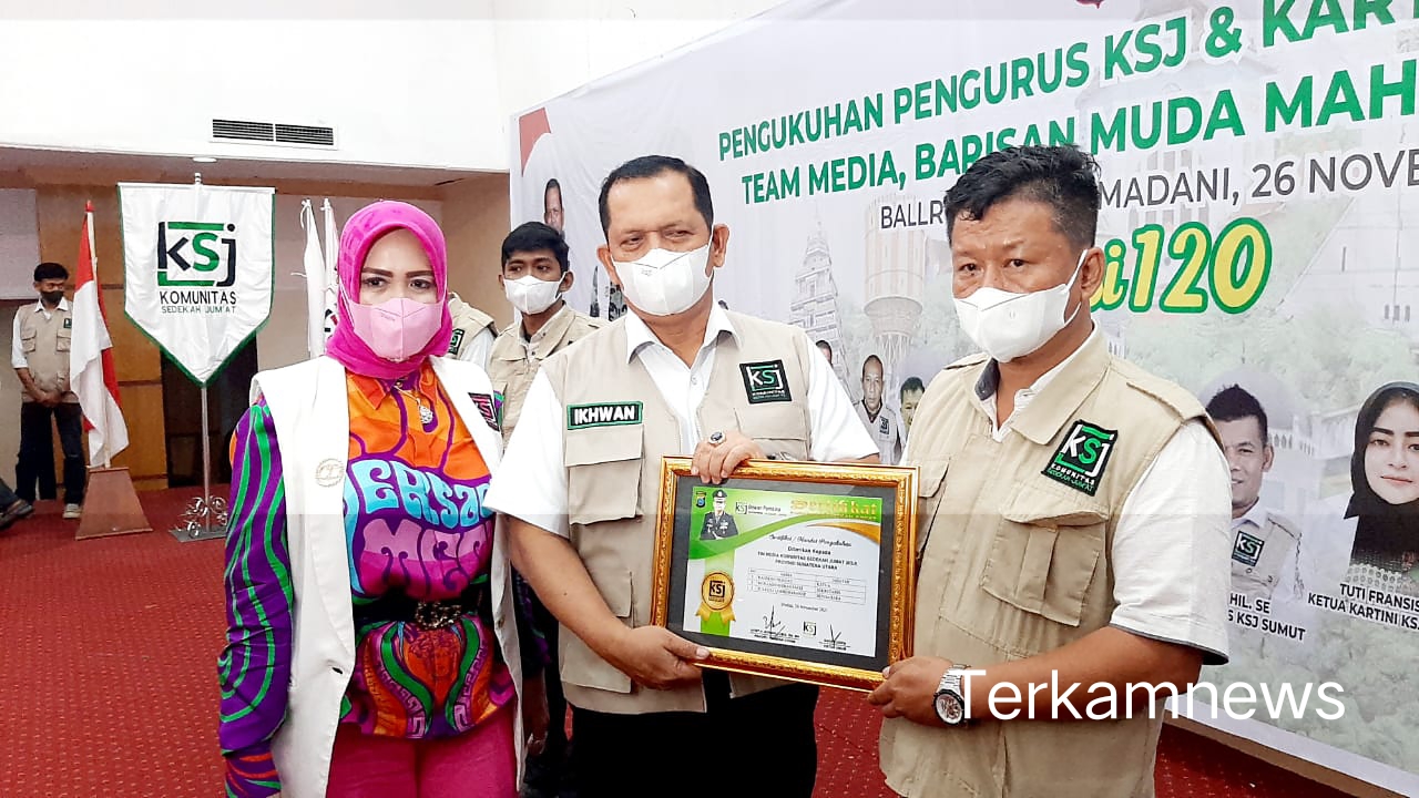 AKBP Ikhwan Lubis, S.H, M.H Kukuhkan Tim Media KSJ Pusat dan BARMAS