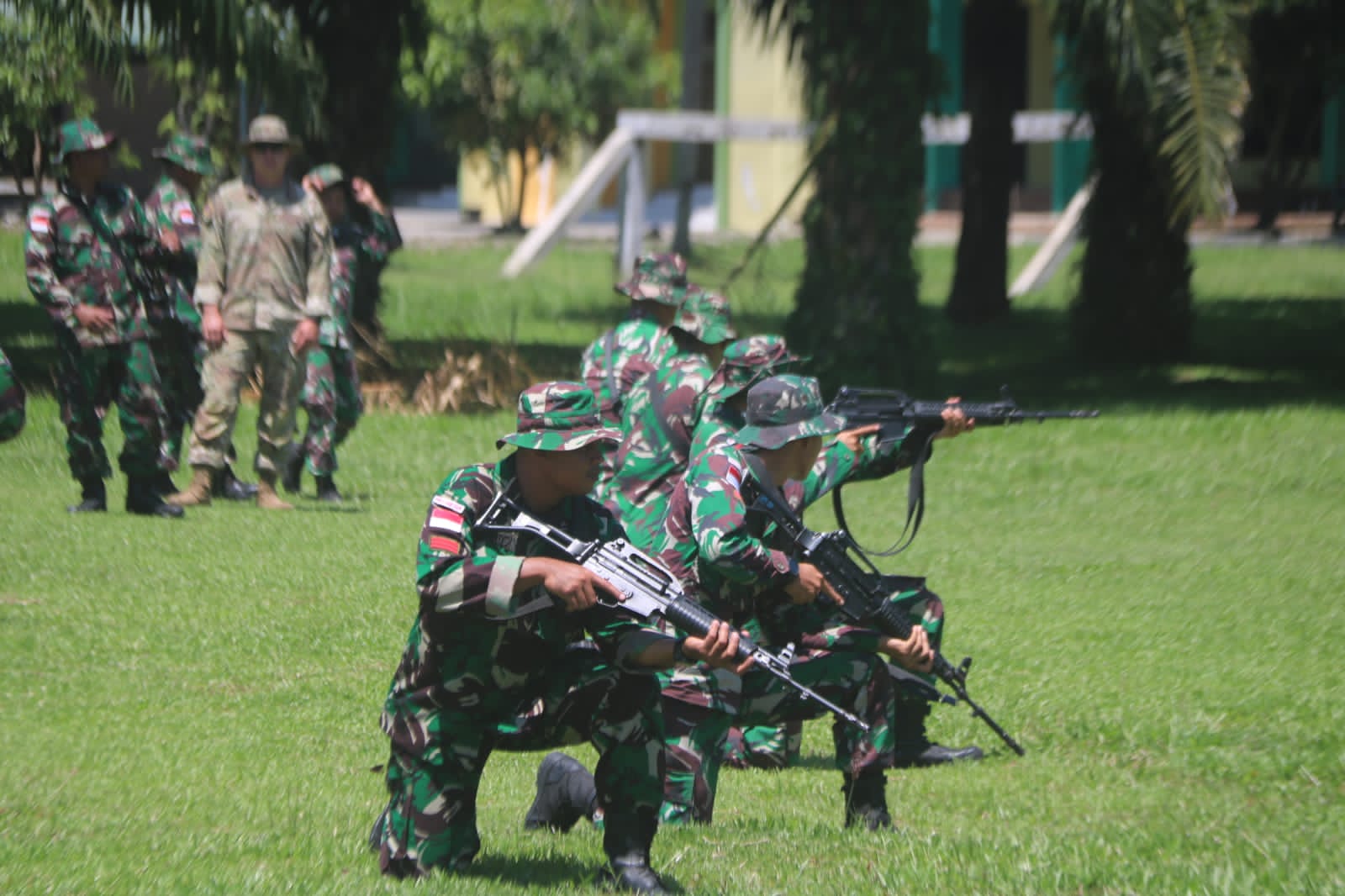 Asah Tempur, Prajurit Yonif Raider 100/PS Dilatihkan “Military Operation Air Mobile” Bersama Tim MTT SFAB US Army
