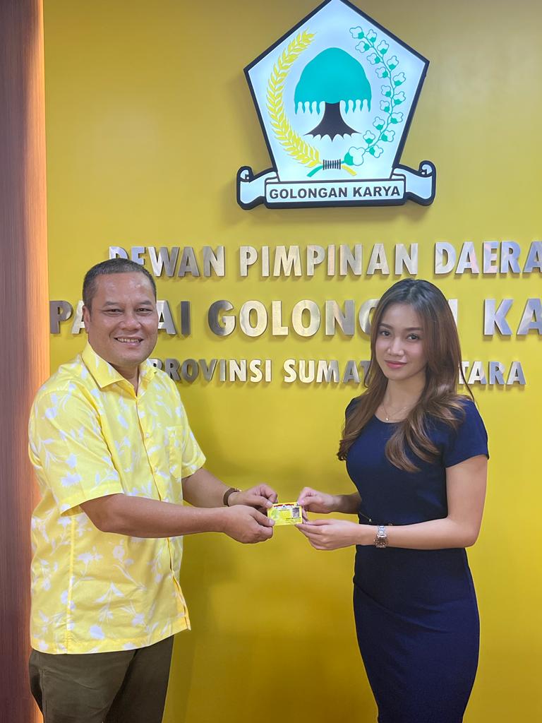 Model Aisyah Maharani Gabung ke Golkar.