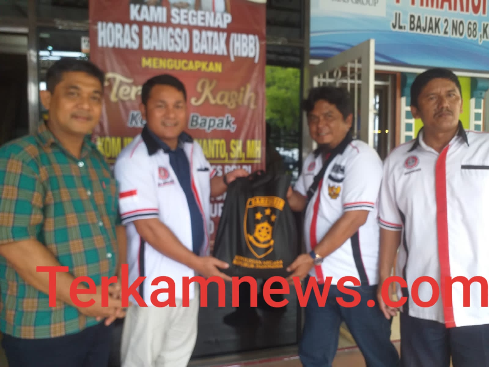 DPC HBB Kota Medan Salurkan Bantuan Berupa Sembako Ke Seluruh Anggota HBB Kota Medan