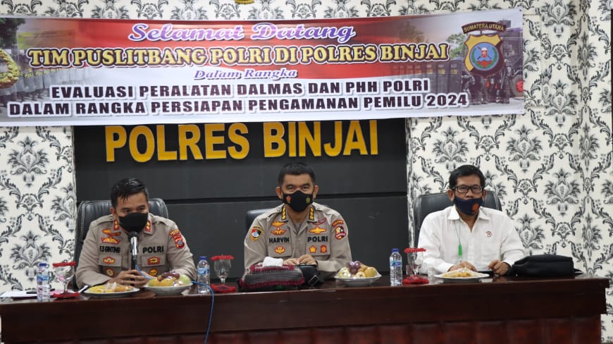 Tim Puslitbang Polri Cek Peralatan Dalmas Dan PPH Polres Binjai Persiapan Pemilu 2024