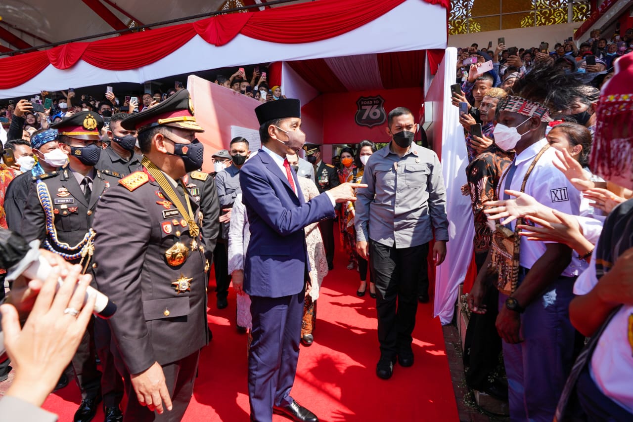 Dihadapan Presiden Jokowi, Kapolri Ungkap Makna Dibalik Tema HUT