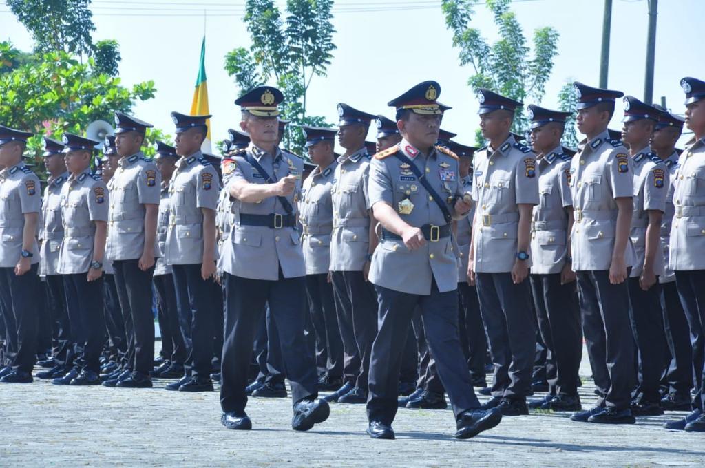 Kapolda Sumut Lantik 361 Personel Bintara SPN Hinai