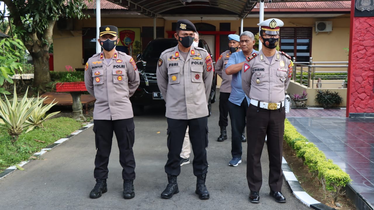 Kabag Ops Polres Binjai Pimpin Apel Gabungan Pengamanan Malam Takbiran Idul Adha 1443 H