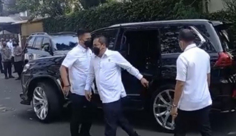 Kabareskrim Polri Datangi Rumah Dinas Irjen Ferdy Sambo