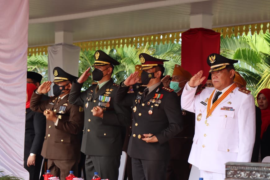 Kapolresta Deli Serdang Hadiri Upacara HUT RI Ke 77 Di Alun – Alun Kab. Deli Serdang