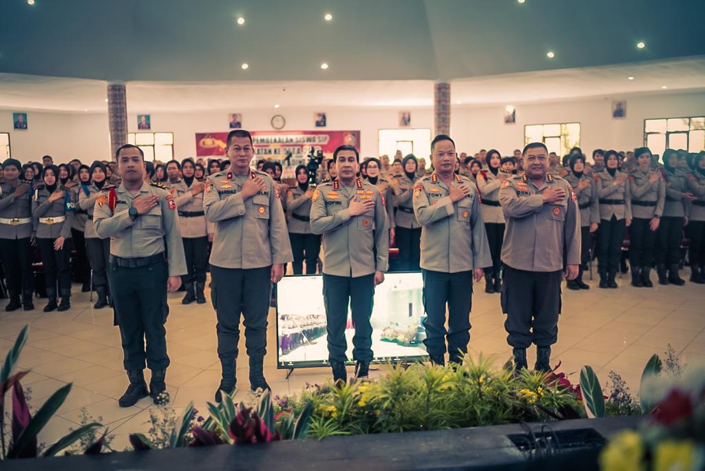 KABAINTELKAM POLRI BERIKAN PEMBEKALAN KEPADA SISWA SIP ANGKATAN 51 T.A. 2022