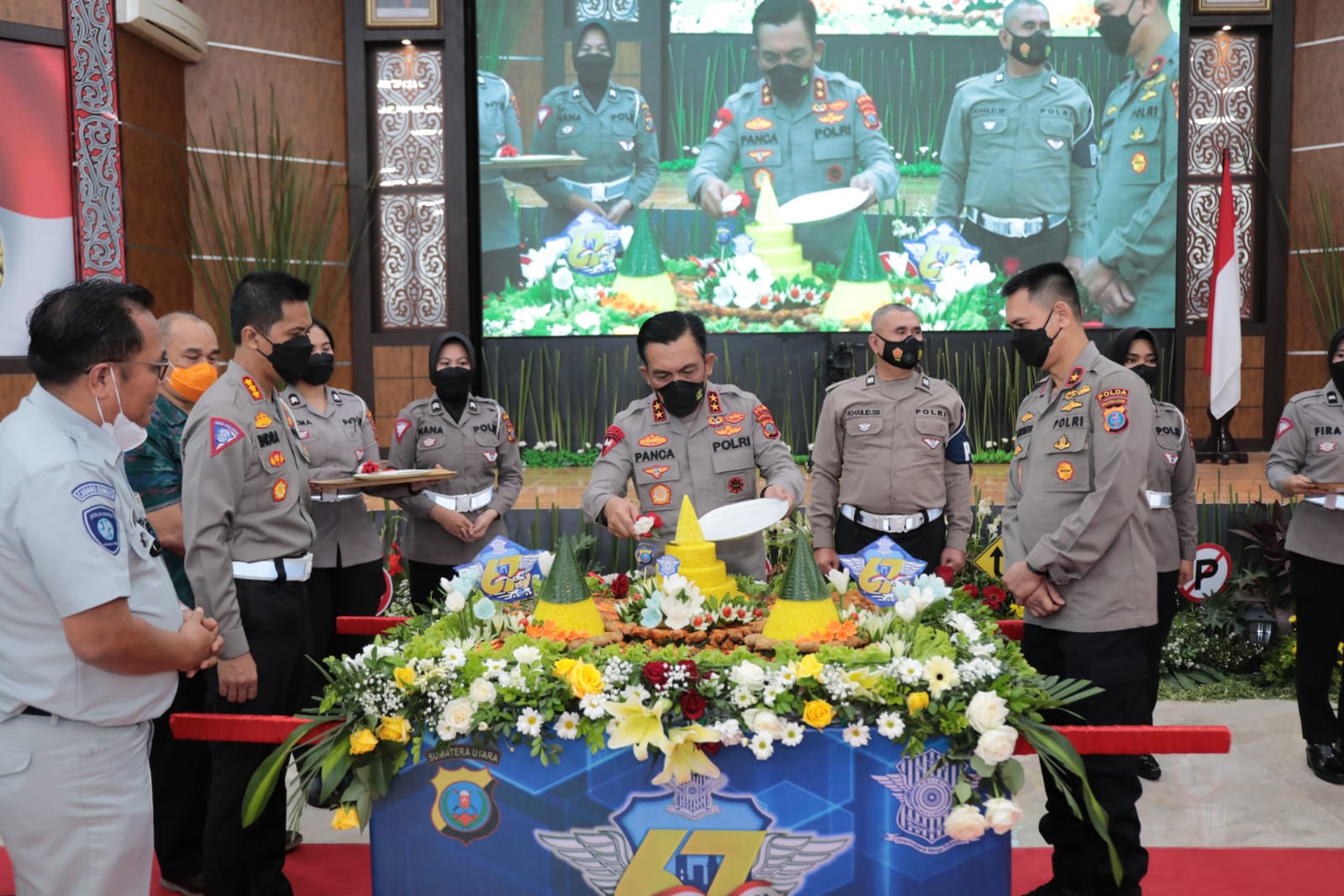 Hut Lalu Lintas ke 67 Thn Kapolda Sumut : Lalu Lintas Adalah Tanggung Jawab Bersama.