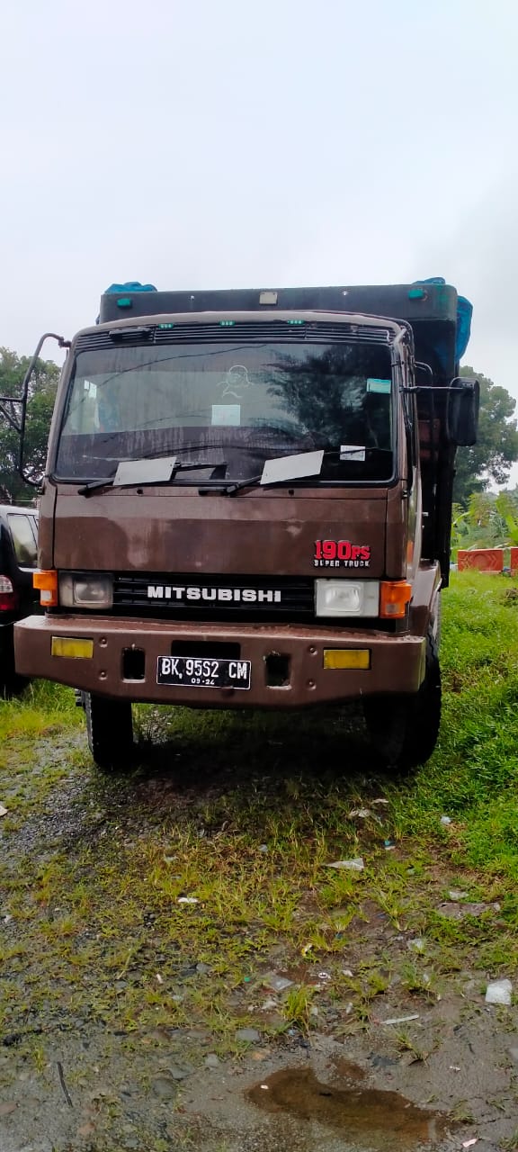 LAKALANTAS SEPTOR VS TRUK FUSO, 1 ORANG MENINGGAL DUNIA