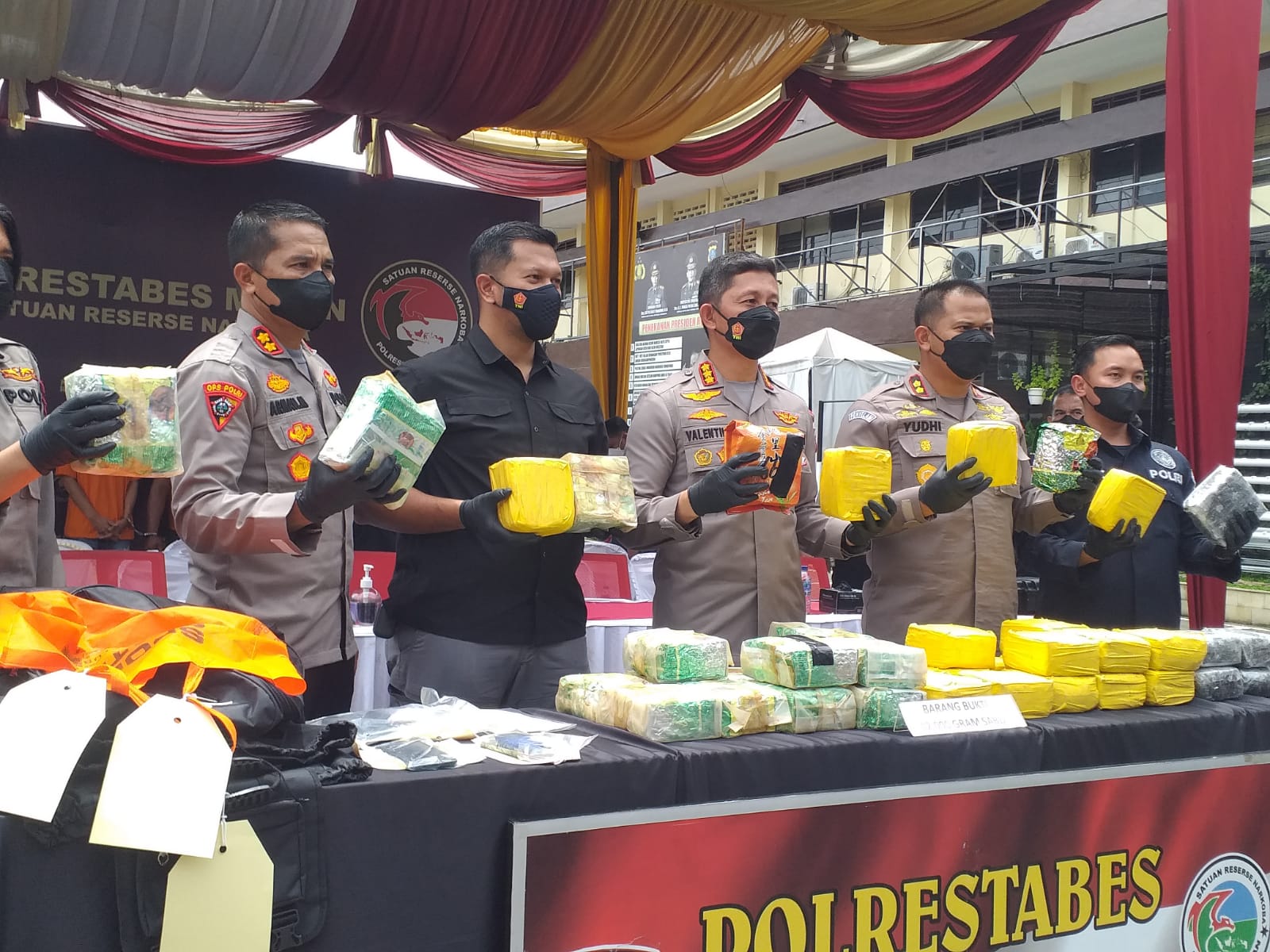 Polrestabes Medan Ungkap Peredaran 42 Kg Sabu Jaringan Internasional, 3 Tersangka Dicokok