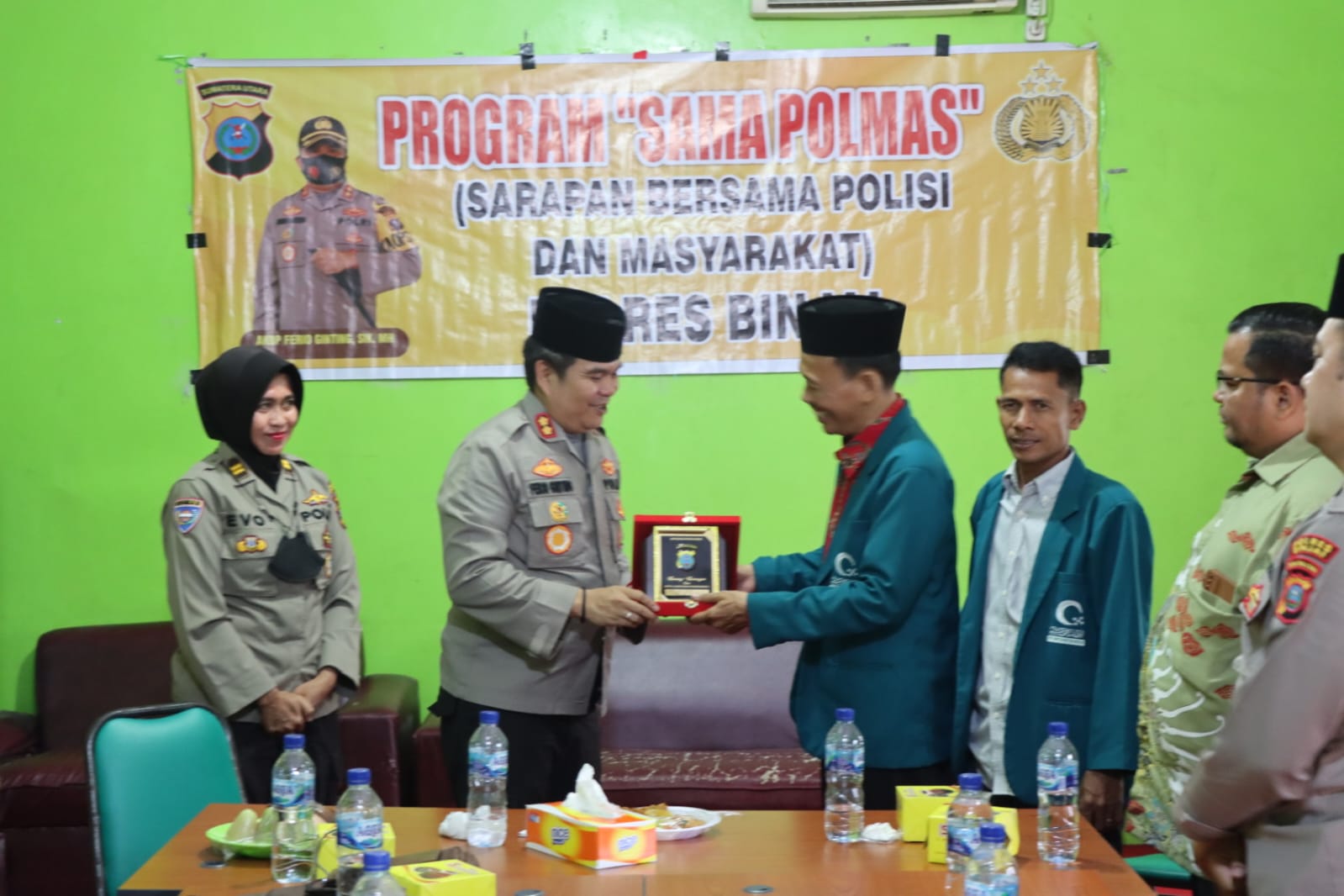 KAPOLRES BINJAI SILATURRAHMI KE YAYASAN PERGURUAN AL WASLIYAH.