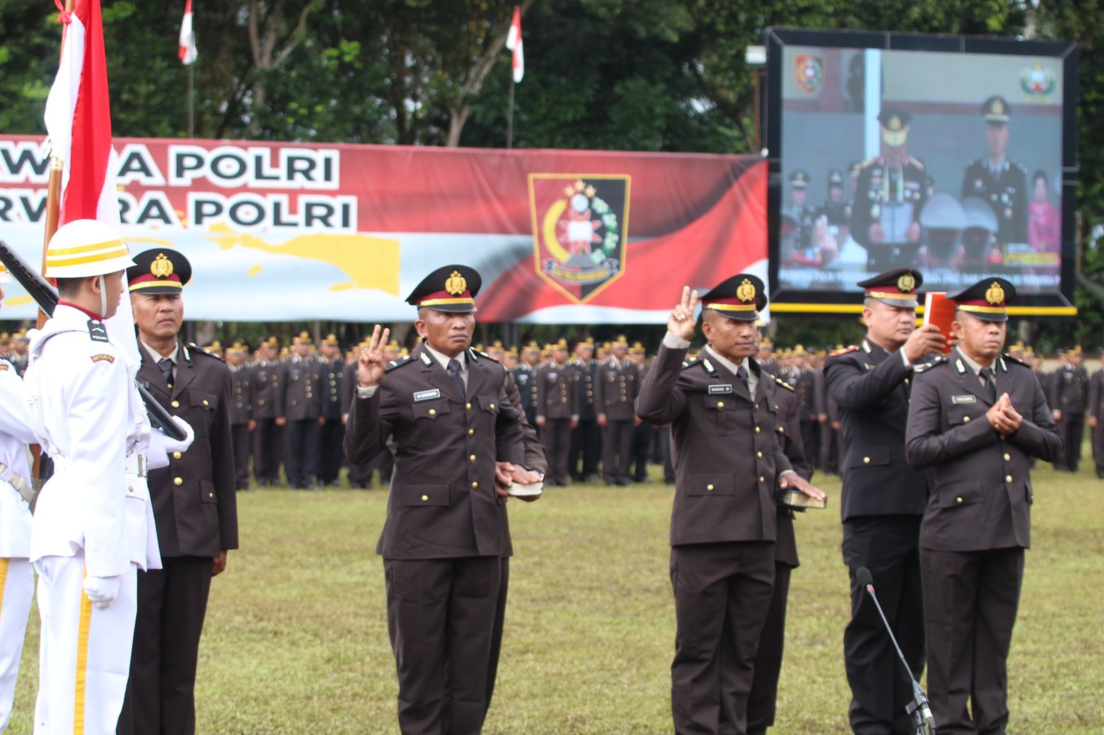 Polri Kembali Lantik 1.254 Bintara Menjadi Perwira