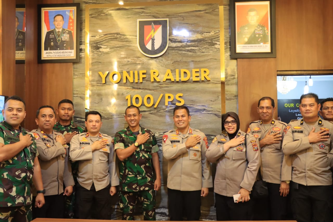 Tingkatkan Sinergitas Kapolres Binjai Kunjungi Batalyon Raider 100/PS