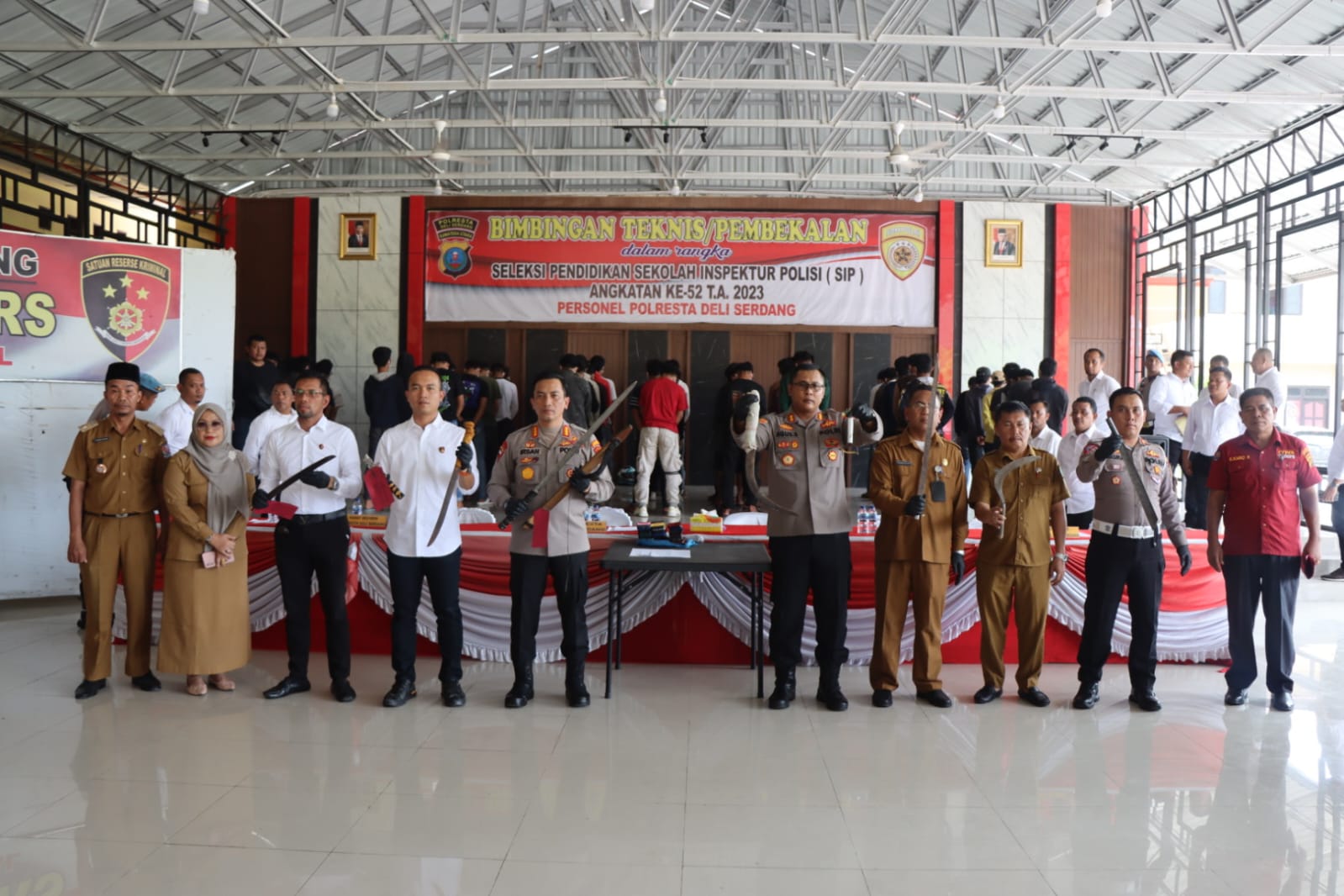 Polresta Deli Serdang Gelar Konferensi Pers Penindakan Geng Motor Yang Meresahkan Masyarakat.