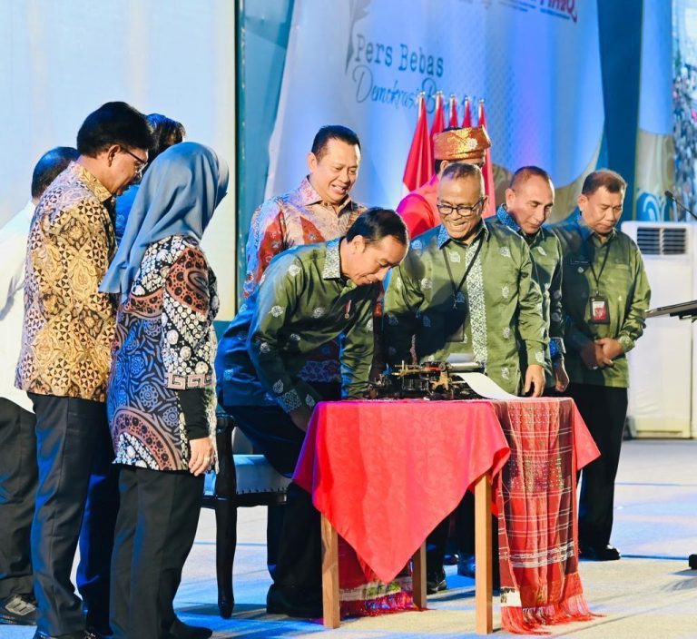 Presiden RI Joko Widodo Hadir Dalam Acara Puncak Hari  Pers Nasional 2023