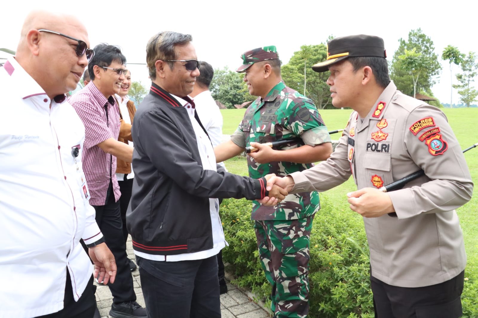 Kapolres Simalungun Ikuti FGD di KSPN Danau Toba, Menkopolhukam: “Danau Toba Harus Betul-betul Menjadi Daerah Pariwisata Super Perioritas”