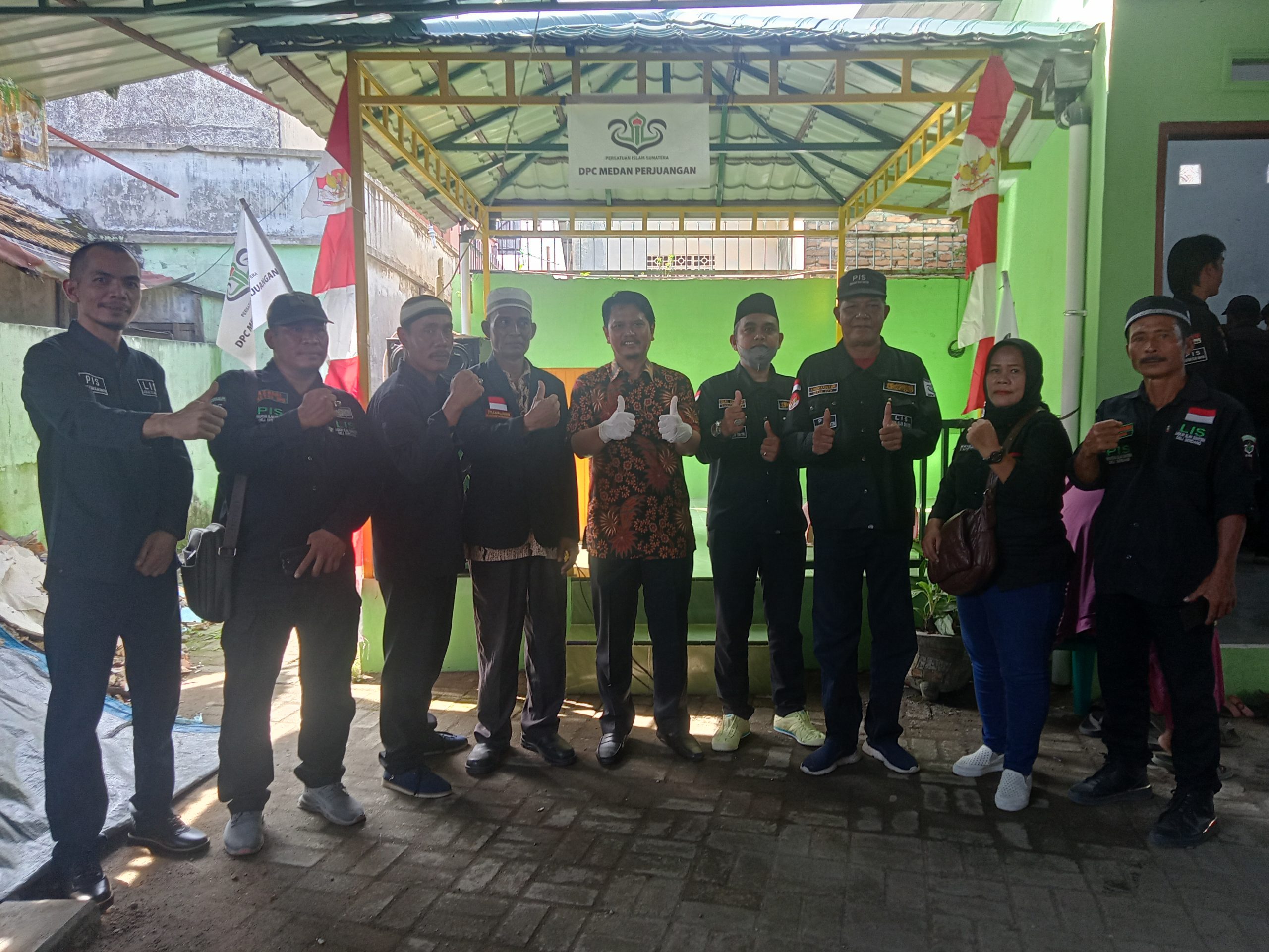 Persatuan Islam Sumatera DPC Medan Perjuangan Bersama Gadget Sehat Sahabat melaksanakan Sunat Massal Gratis