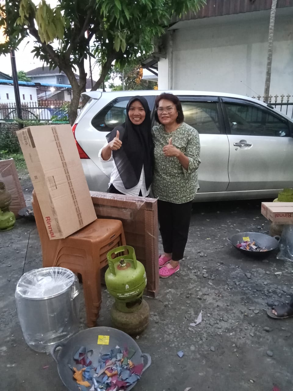 Bacaleg PSI Dra.Nurminton Br.Bangun bantu Masyarakat melalui UMKM