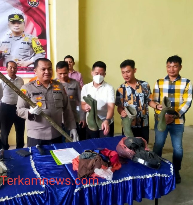 Polres Langkat Gelar Konferensi Pers Pembunuhan Di Kebun Sawit