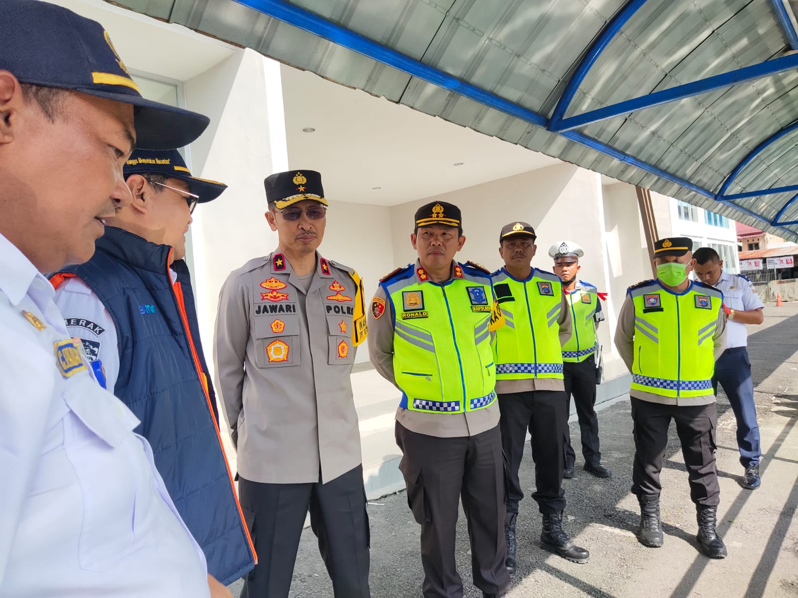 Pastikan Arus Balik Lebaran Lancar, Wakapolda Sumut Tinjau Pelabuhan Ajibata