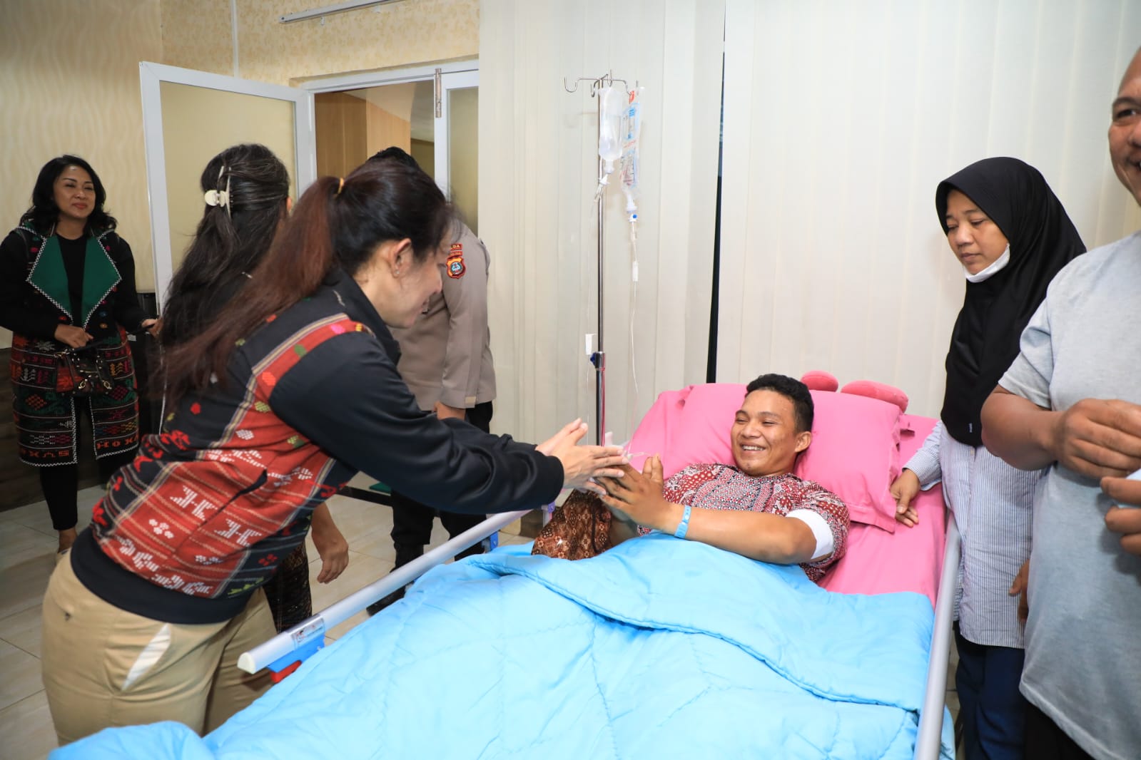 Ketua Umum Bhayangkari Kunjungi RS Bhayangkara Tingkat II Medan