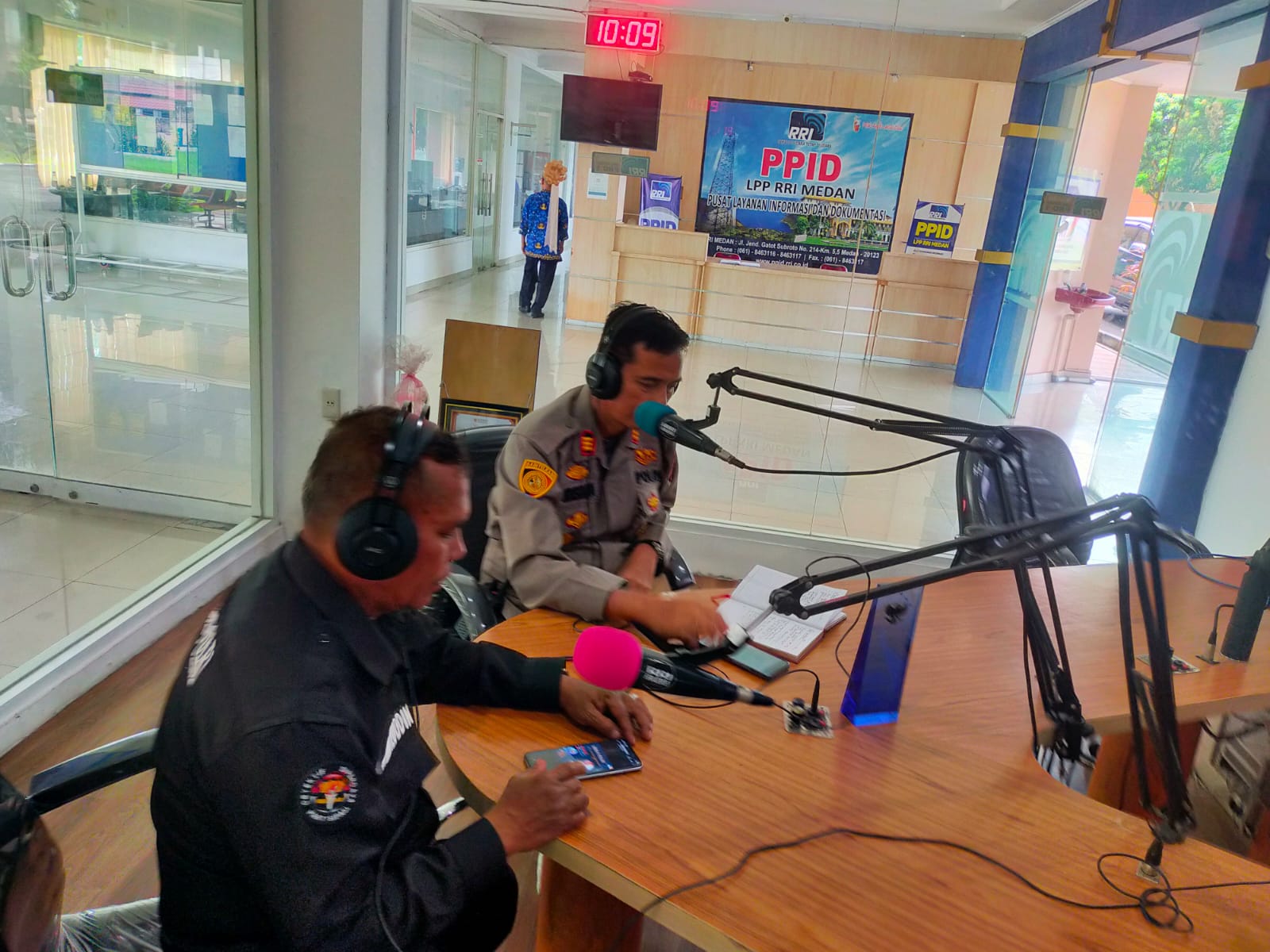 Dialog Interaktif Poldasu : Polsek Medan Timur Laksanakan Problem Solving Pada Tindak Pidana Ringan