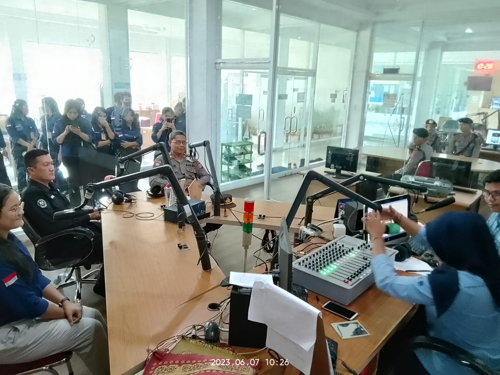 Dialog Interaktif Poldasu : Polsek Medan Helvetia Aktifkan Kering Serse Agar Gerak Cepat Menyikapi Pengaduan Masyarakat