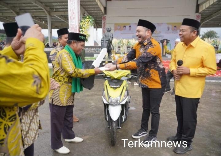 Franc Bernhard Tumanggor Buka Festival Nasyid dan Marhaban Bertajuk FBT-MO Mersada