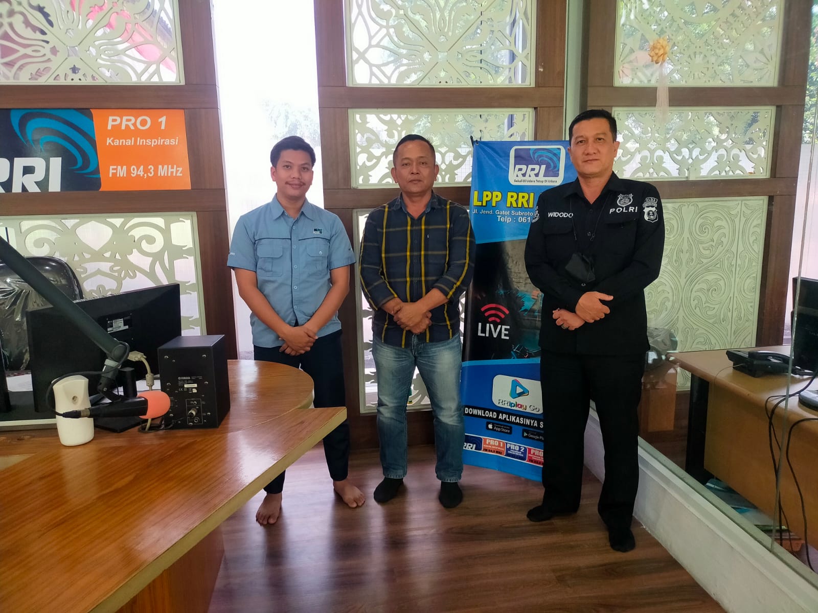 Mendirikan Posko Kampung Bersih Narkoba Dan Menjadikan Narkoba Musuh Bersama Merupakan Upaya Satres Narkoba Polres Dalam Memerangi Narkoba