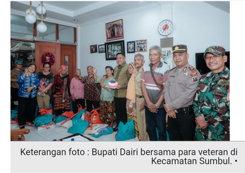 Bupati Dairi Berikan Tali Asih ke LVRI di Kecamatan Sumbul