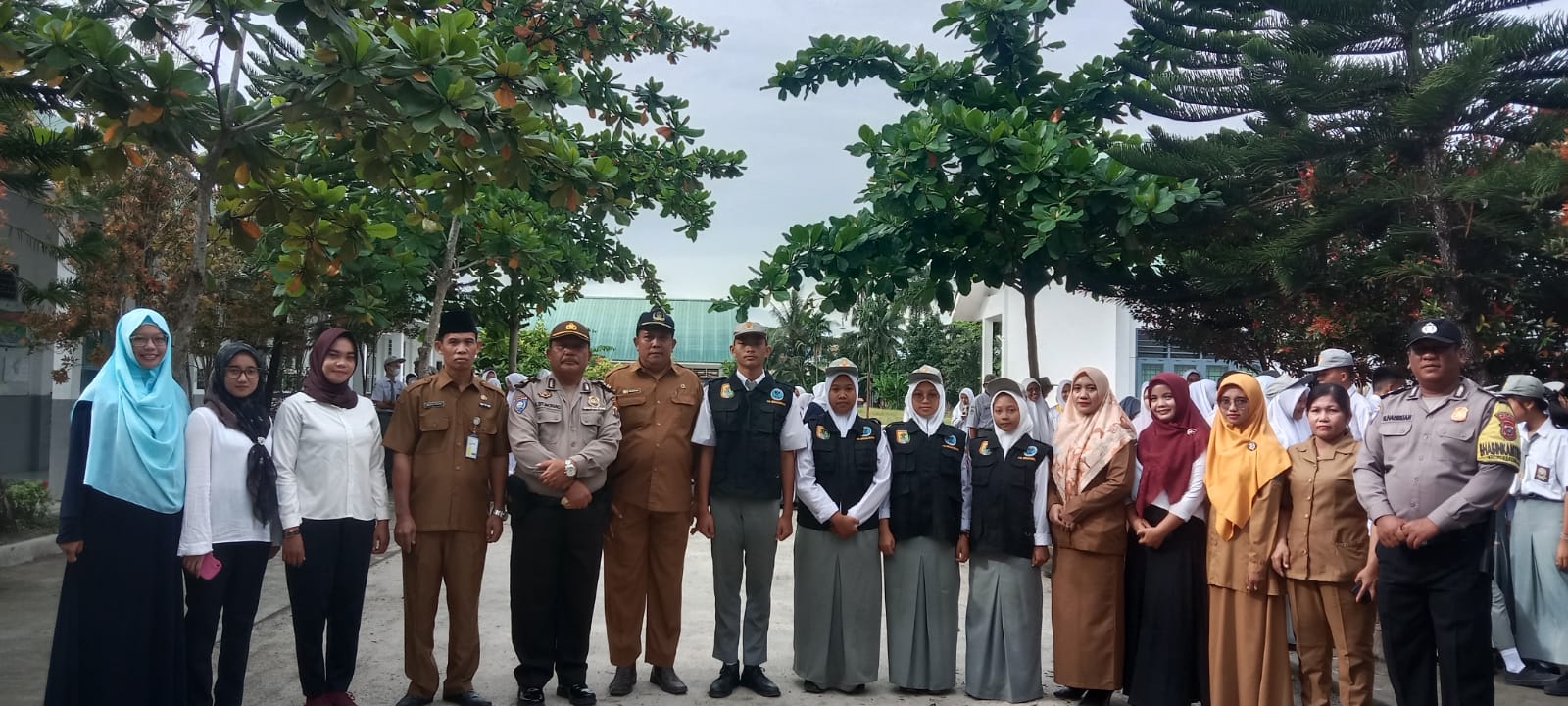 Kanit Binmas Polsek Perbaungan Polres Sergai Laksanakan Giat Beri Pengarahan Pembinaan Dan Pembelajaran Ke SMA Negeri2