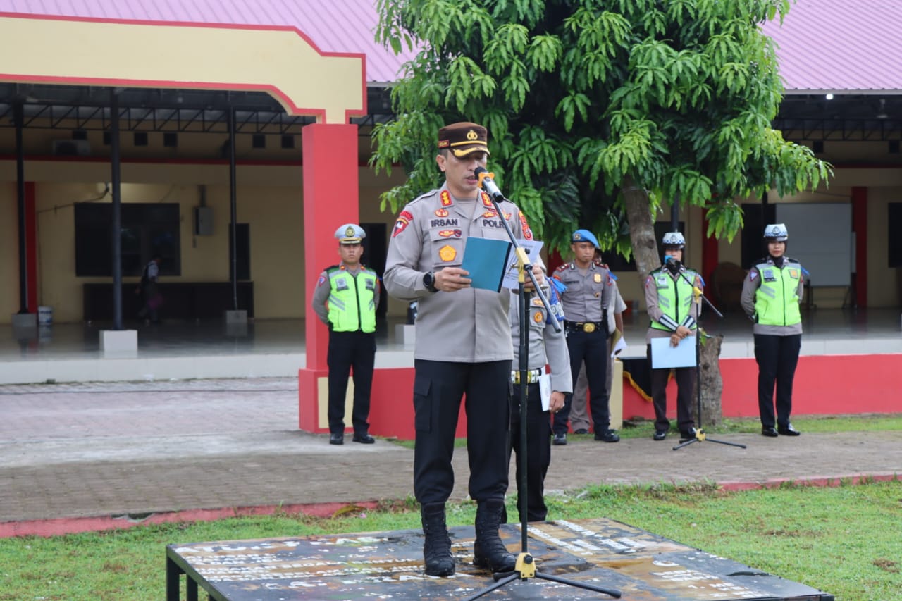 Kapolresta Deli Serdang Pimpin Apel Gelar Pasukan Ops Zebra Toba 2023