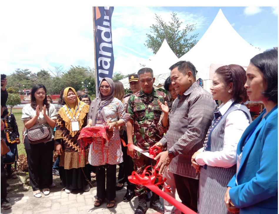 Deklarasi Komunitas UMKM Go Dairi kabupaten Dairi dilangsungkan di Gedung Raja Ekuten Ujung Van Keppas