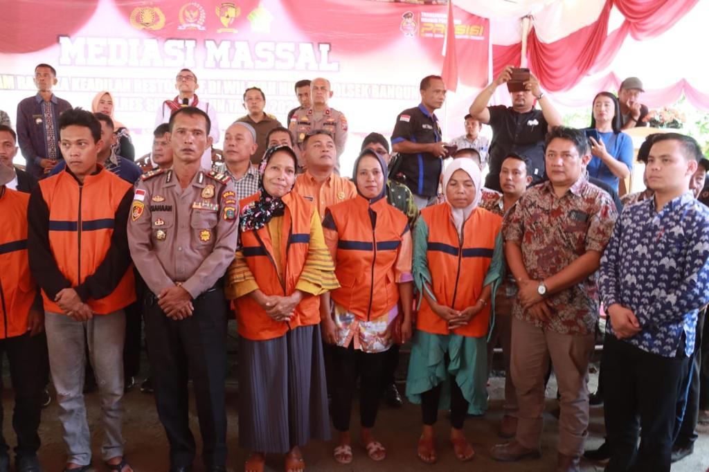 Tersangka kasus pencurian sawit jalani sanksi sosial setelah Polres Simalungun terapkan Restoratif Justice