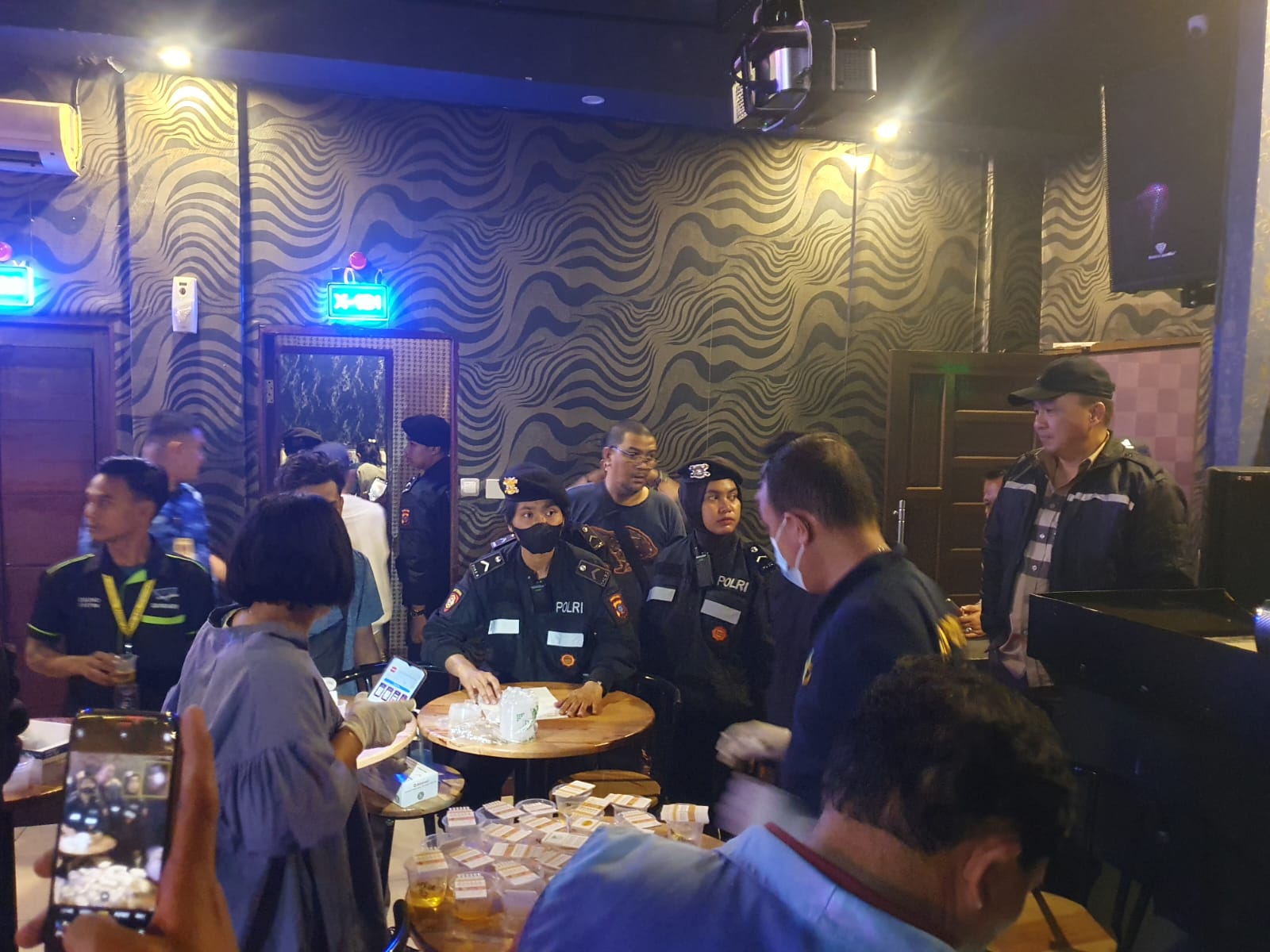 Polda Sumut Razia Tempat Hiburan Malam, Cleaning Service Positif Narkoba