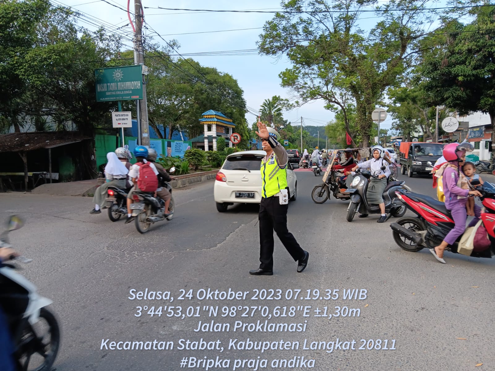 Sat Lantas Polres Langkat Melaksanaan Pos Padat Pagi Dan Pengaturan Arus Lalulintas