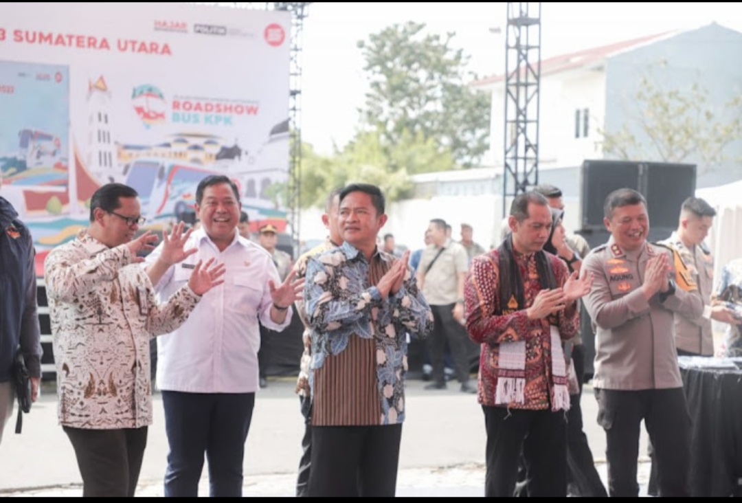 Bupati Dairi Ikuti Roadshow Bus KPK Sumatera Utara 2023