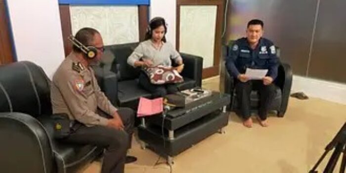 Dialog Interaktif Halo Polisi Tampil Sebagai Narasumber Kapolsek Pantai Labu Iptu Marwan