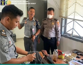 Rutan Kelas I Medan Kumham Sumut Lakukan Pembersihan Dan Perawatan  Senjata Api