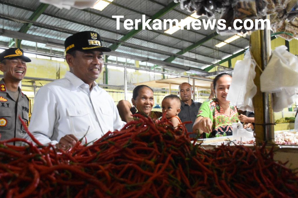 Memastikan Kesetabilan Harga Barang Dan Kebutuhan Pokok Menjelang NATARU,Pemkap Sergai Sidak Pasar Sei Rampah