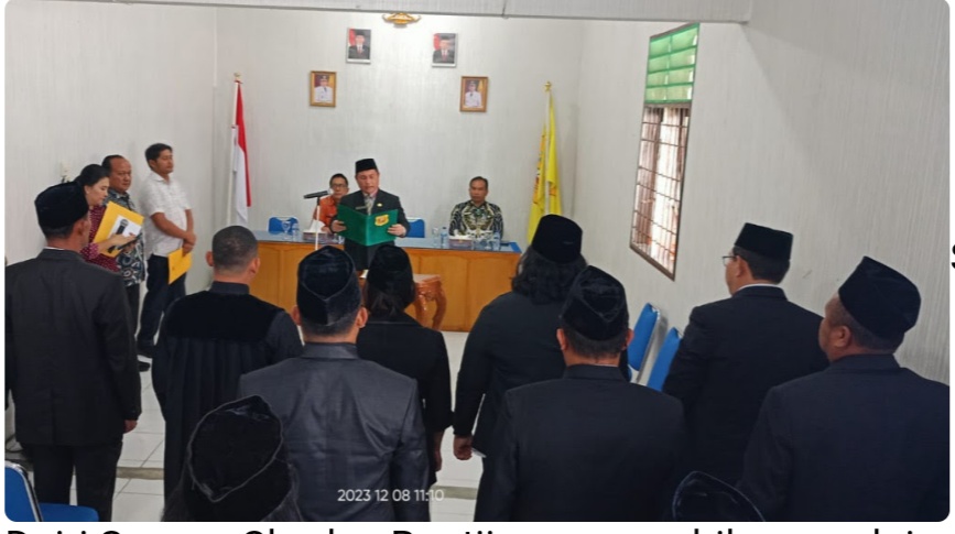 Bupati Lantik 13 Pejabat Pemkab Dairi