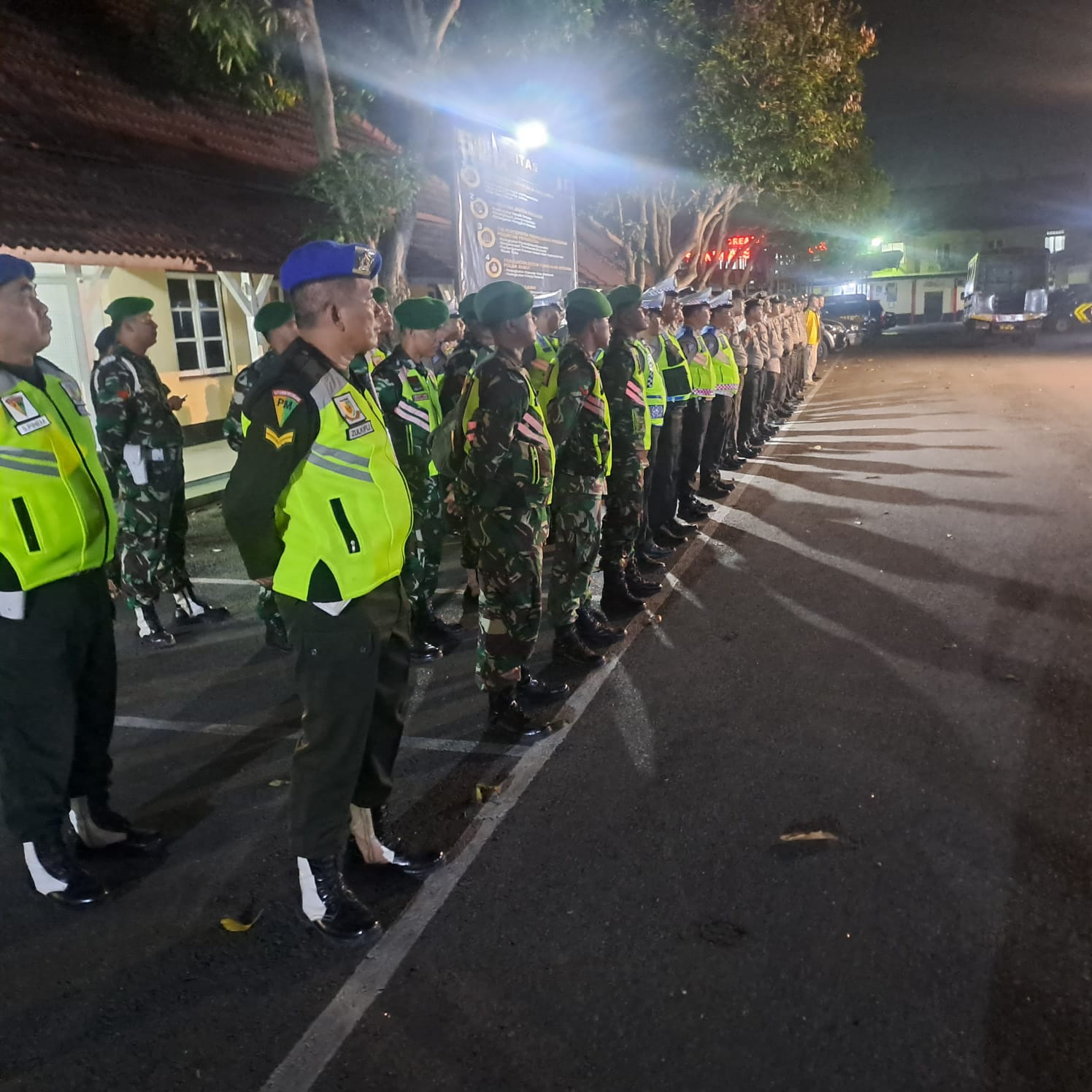 Patroli Gabungan TNI-Polri,Wujudkan Kamtibmas Kondusif Di Kota Binjai