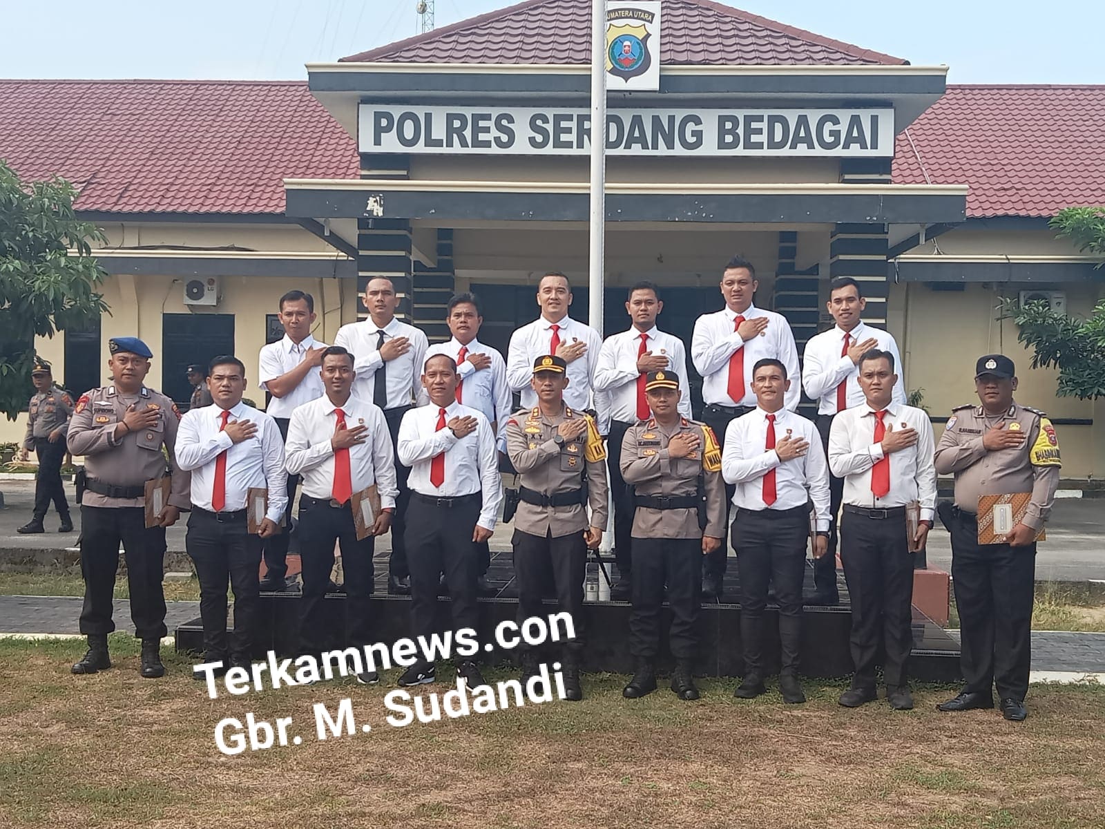 Berhasil Menggagalkan Peredaran 2,7 Kg Sabu Kapolres Sergai Berikan Reward Kepada Tim Unit I Sat Narkoba
