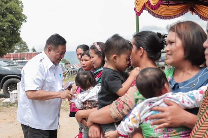 Bupati Eddy Berutu Sampaikan Apresiasi Kepada Warga Parbuluan Yang ikut Program KB
