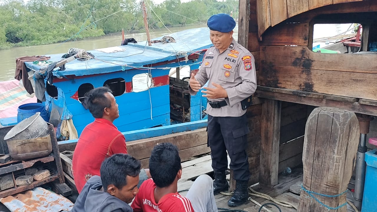 Personil Sat Pol Airud Polres Sergai Laksanakan Giat Monitoring Dan Binluh