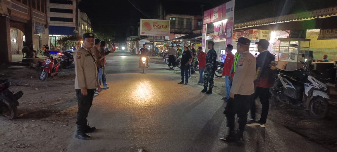 Polsek Tanjung Beringin Polres Sergai Bersama Forkopimcam Gelar Patroli Gabungan Skala Besar