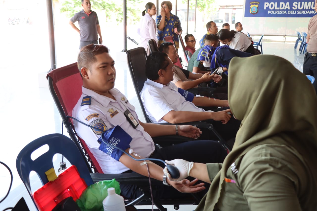 Sambut Hari Bhayangkara ke 78, Polresta Deli Serdang Adakan Bakti Kesehatan Donor Darah