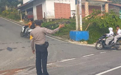 Pengaturan Lalu Lintas Di Pagi Hari, Bentuk Pelayanan Polri Kepada Masyarakat