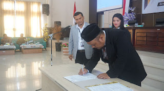 Pelantikan Panwascam Sekabupaten Pakpak Bharat, Pimpinan Bawaslu Provinsi Sumatera Utara Turut Hadir