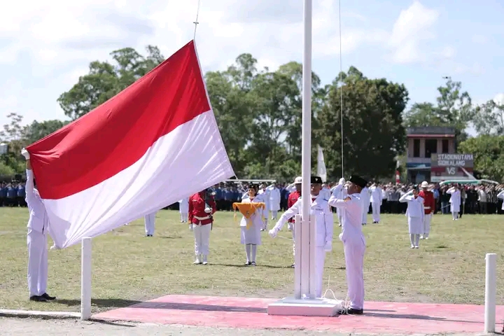 PJ Bupati Dairi menjadi inspektur upacara Kemerdekaan HUT RI Yang Ke-79
